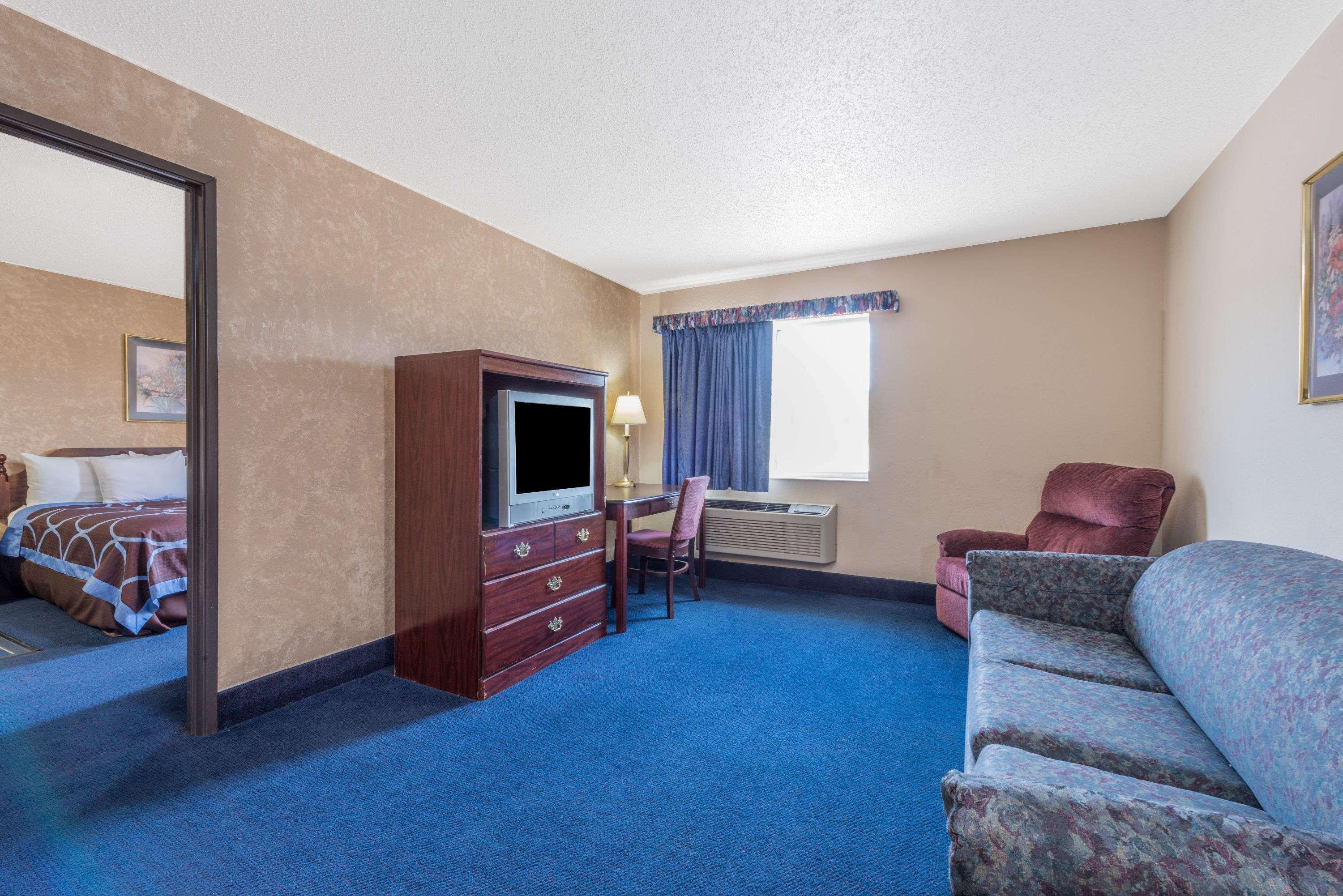 Super 8 By Wyndham Potosi Otel Dış mekan fotoğraf