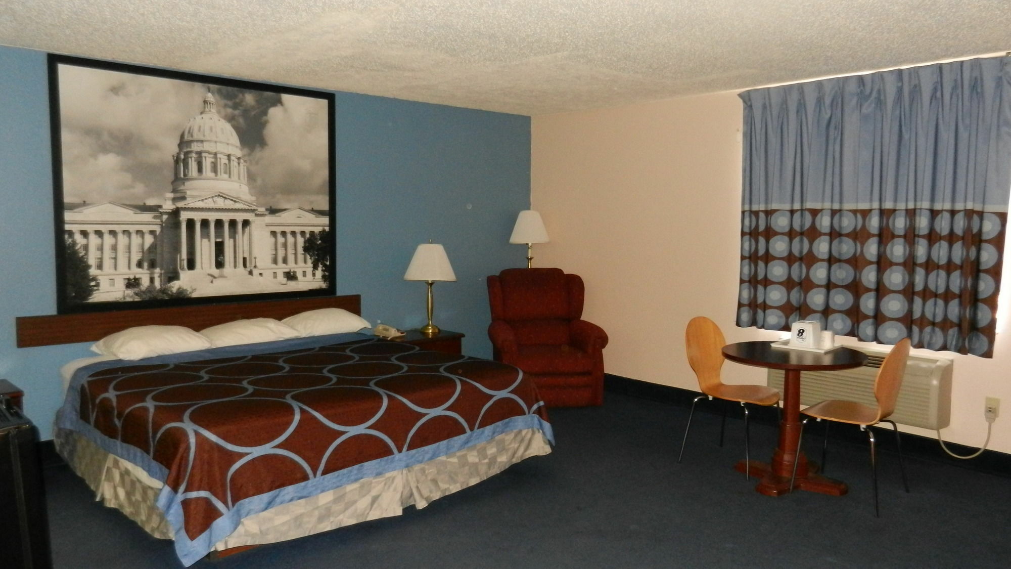 Super 8 By Wyndham Potosi Otel Dış mekan fotoğraf