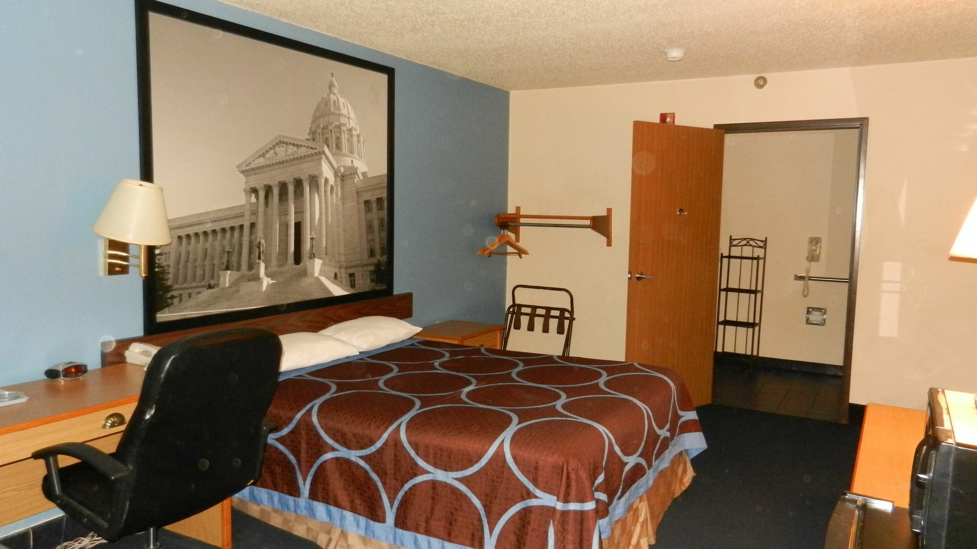 Super 8 By Wyndham Potosi Otel Dış mekan fotoğraf
