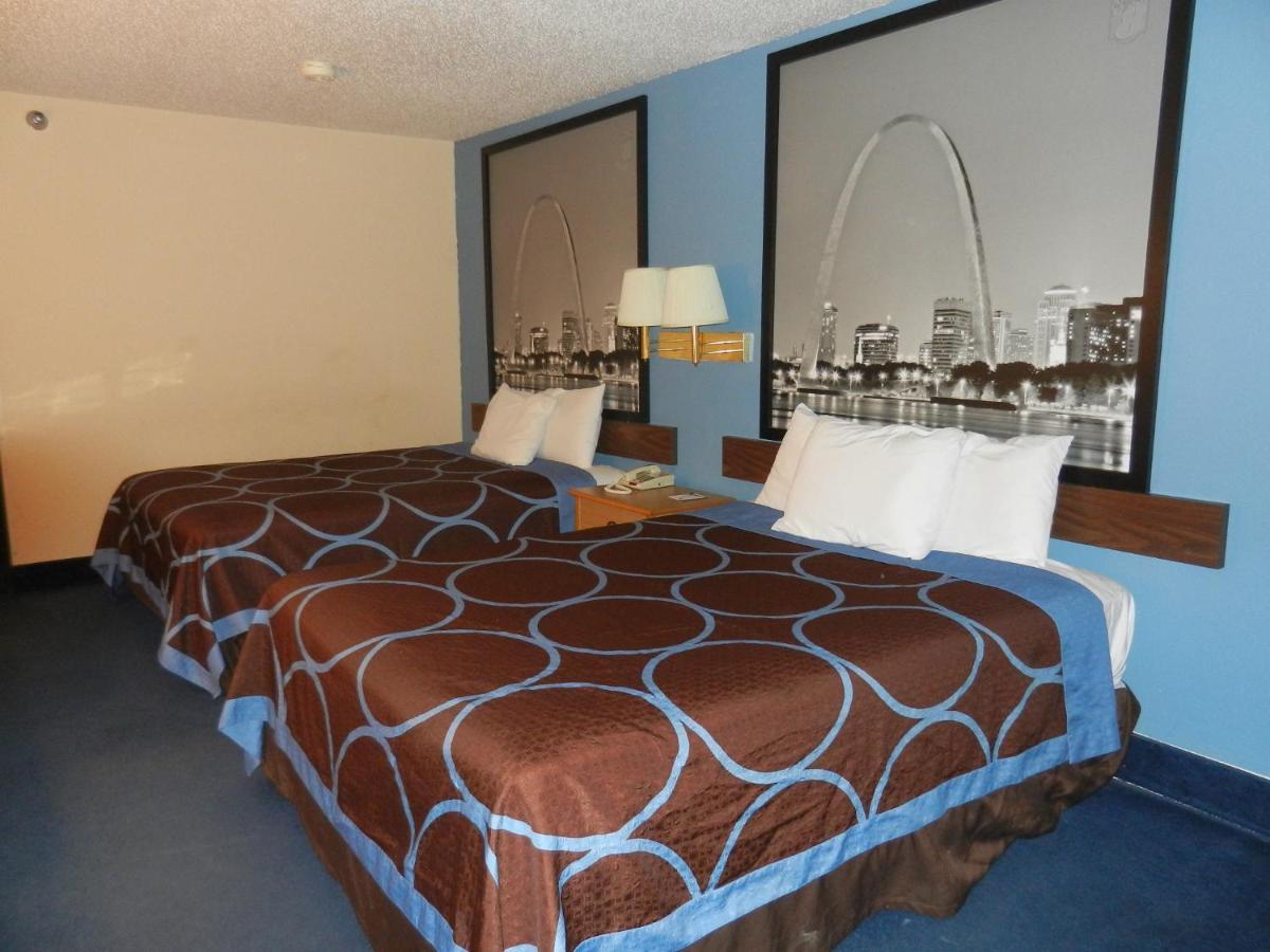 Super 8 By Wyndham Potosi Otel Dış mekan fotoğraf
